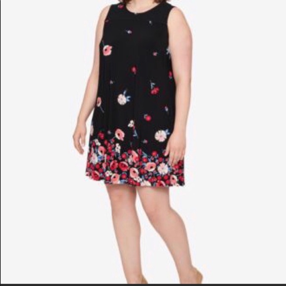 Tommy Hilfiger Dresses & Skirts - NWT Tommy Hilfiger Black Floral Dress Size 22W